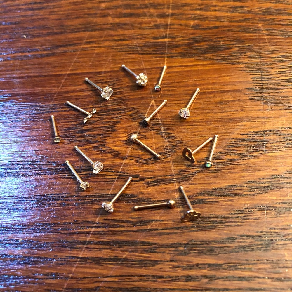 😺 15 piece rose gold nose stud set